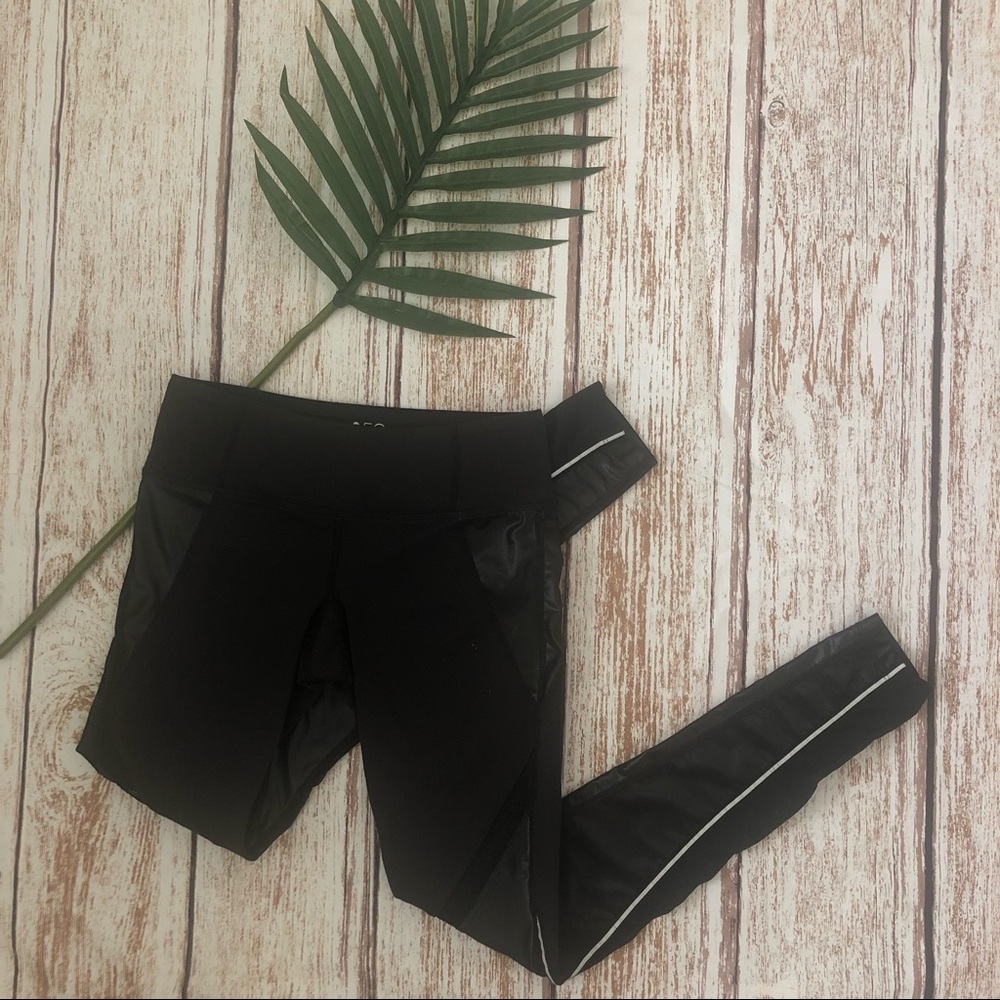 Splits59 Black Leggings
